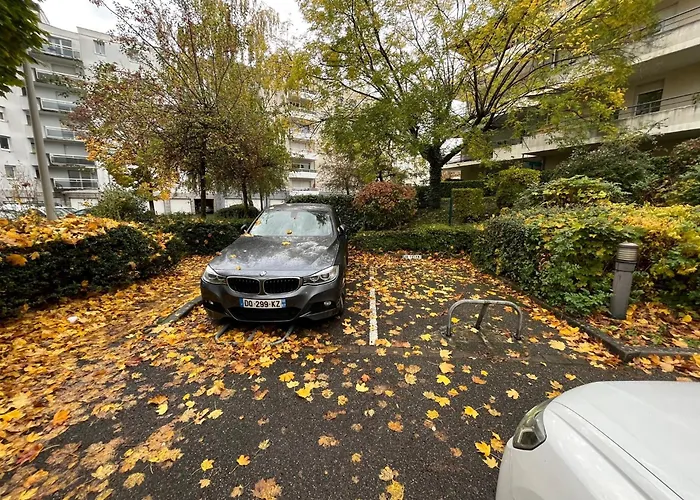 Charmant T2 + Parking Et Balcon