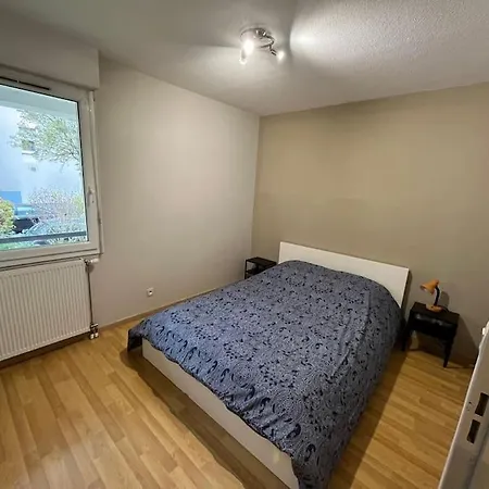 아파트 Charmant T2 + Parking Et Balcon *